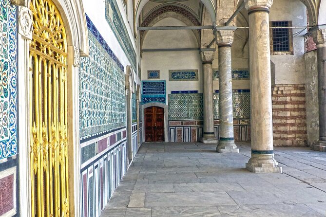 Istanbul: Topkapi Palace Guided Tour and Skip The Line - The Harem problem