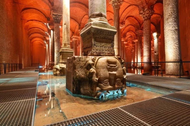 Istanbul: Topkapi Palace, Harem, & Basilica Guided Tour - A smart introduction to Istanbul’s imperial center