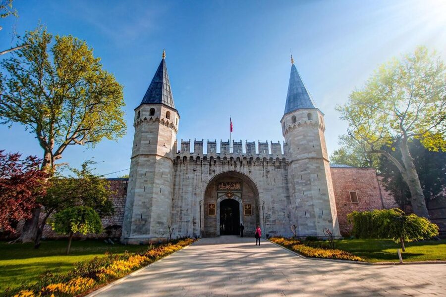 Istanbul: Topkapi Palace Skip-the-Line Ticket & Guided Tour - One Hour of Ottoman Court History