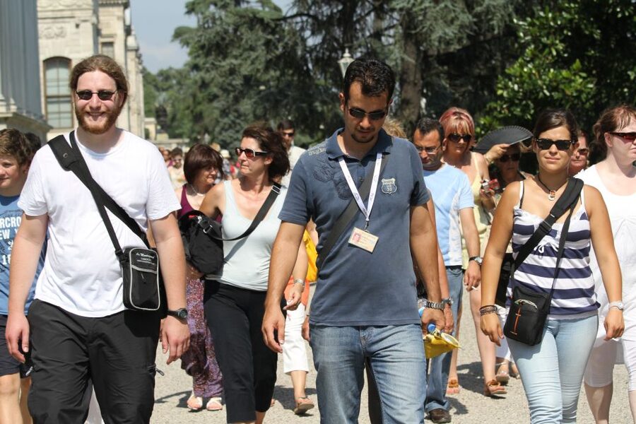 Istanbul: Two Continents with Beylerbeyi Palace Tour - The Byzantine City Walls Tell a Short, Powerful Story