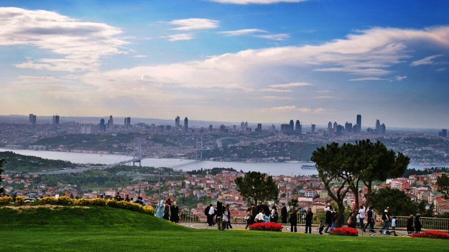 Istanbul: Two Continents with Beylerbeyi Palace Tour - What the $117 Price Really Covers