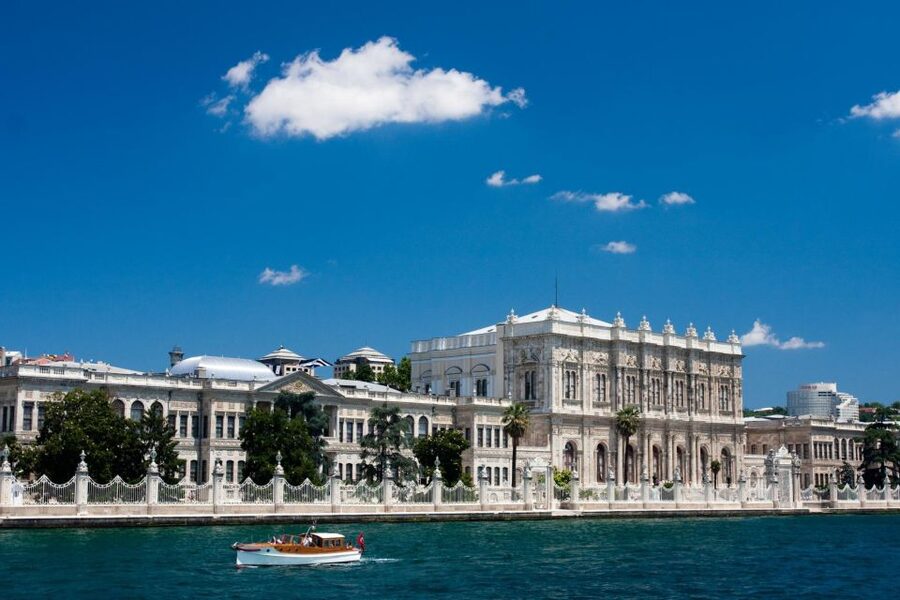 Istanbul: Two Continents with Beylerbeyi Palace Tour - Pickup Areas and Timing Need Attention