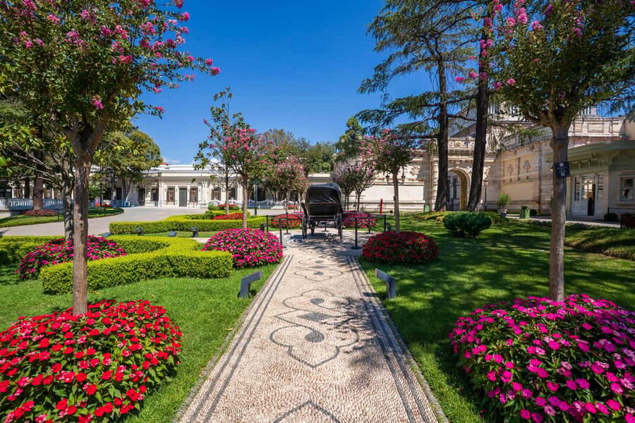 Istanbul: Yildiz Palace & Museum Skip the Ticket Line Entry - Getting to the palace from Beşiktaş