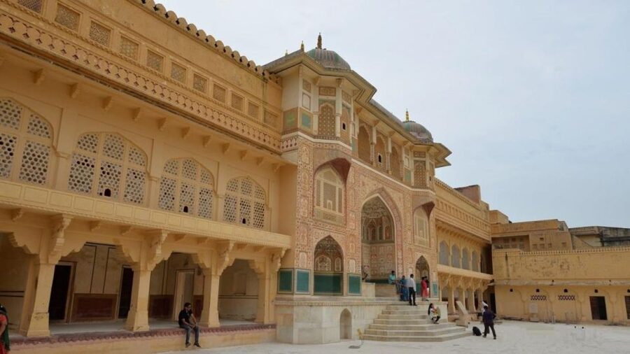Jaipur: Amber Fort, City Palace and Hawa Mahal Private Tour - Jantar Mantar, where Jaipur’s rulers measured the sky