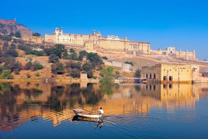 Jaipur: Amer Palace, Jal Mahal & Stepwell Private Half-Day Tour - Amer Palace: give the hilltop fortress the most attention