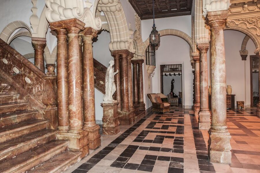 Jerez de la Frontera: Palacio Domecq Entrance Ticket - Entering Through the Main Door
