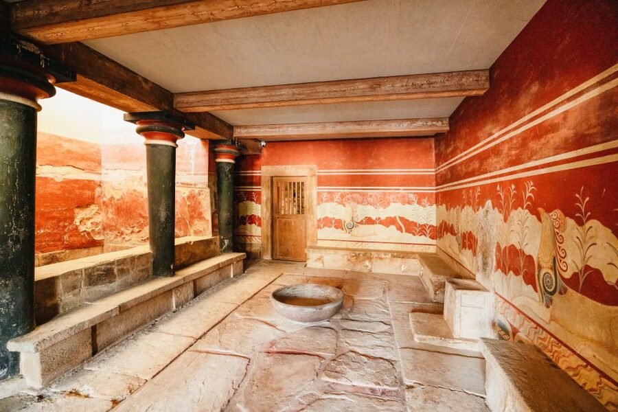 Knossos: Knossos Palace Skip-the-Line Guided Walking Tour - Why Knossos makes more sense with a guide
