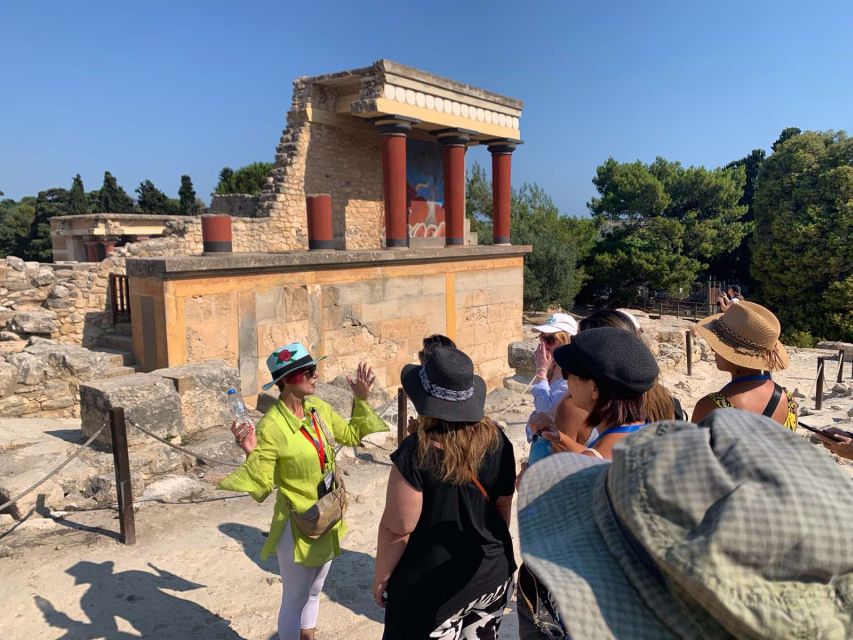 Knossos: Knossos Palace Skip-the-Line Guided Walking Tour - What you see during the 90-minute walk