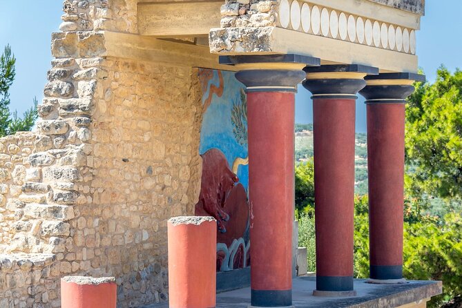 Knossos Palace and Heraklion Guided Tour with Transport - Why Knossos deserves the first half of your day