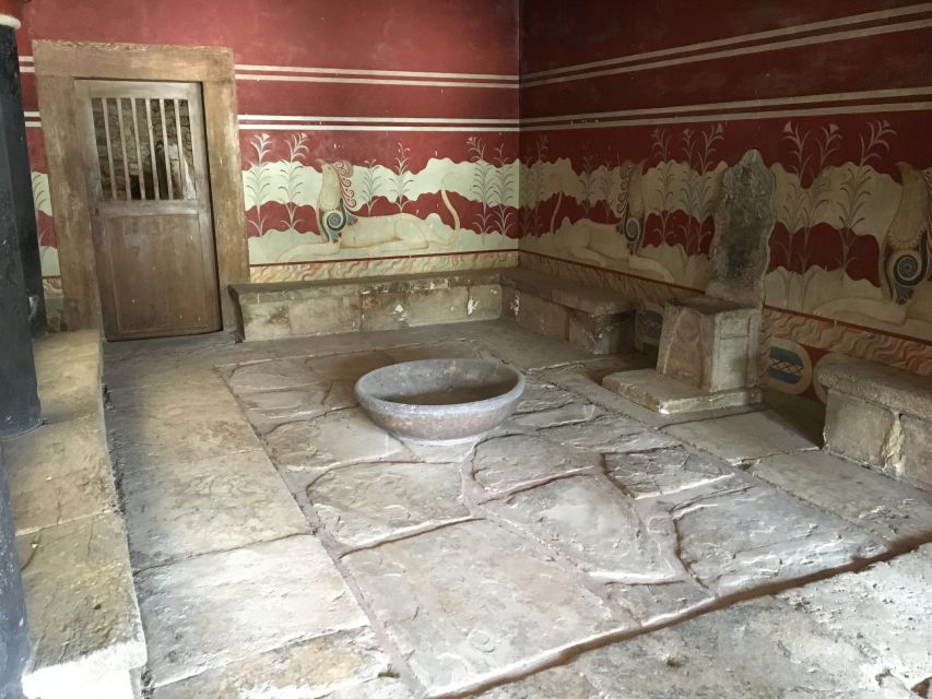 Knossos Palace & Archaeological Museum Private Tour - Key points at a glance