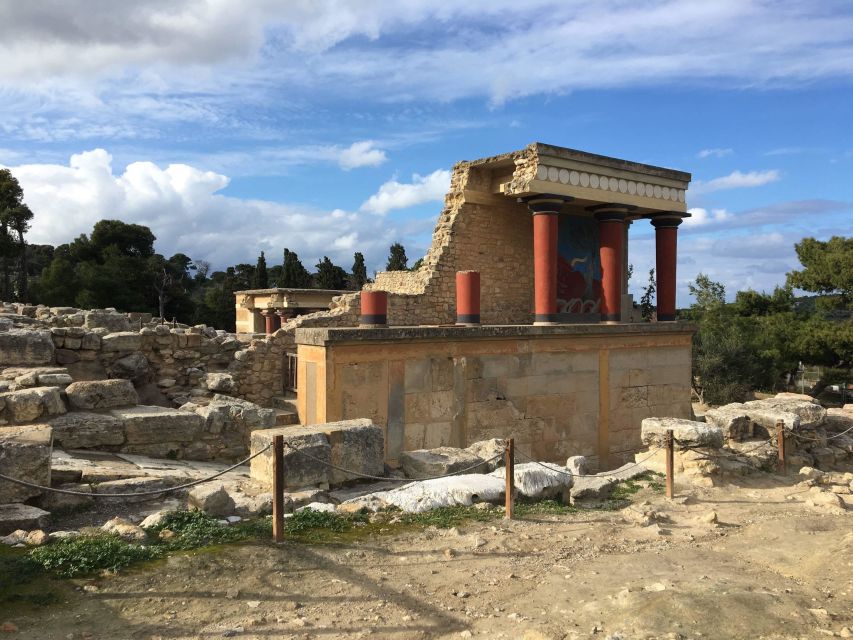 Knossos Palace & Archaeological Museum Private Tour - The Heraklion Archaeological Museum after the ruins