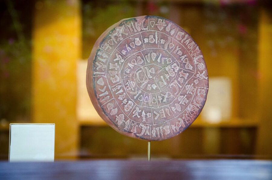 Knossos Palace & Archaeology Museum | Private Tour - Finishing at Morosini Lions Fountain
