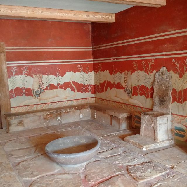 Knossos Palace Guided Walking Tour (Without Tickets) - Frescoes, myths, and the Minoan world