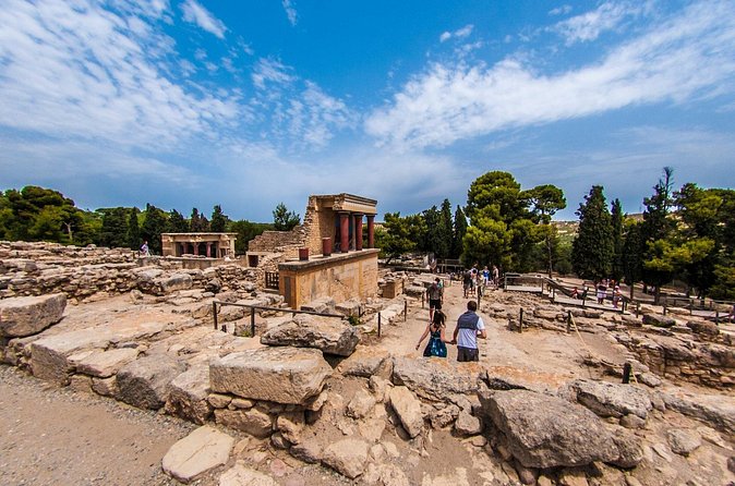 Knossos Palace & Heraklion City Tour - Pickup is convenient, but the route can be long