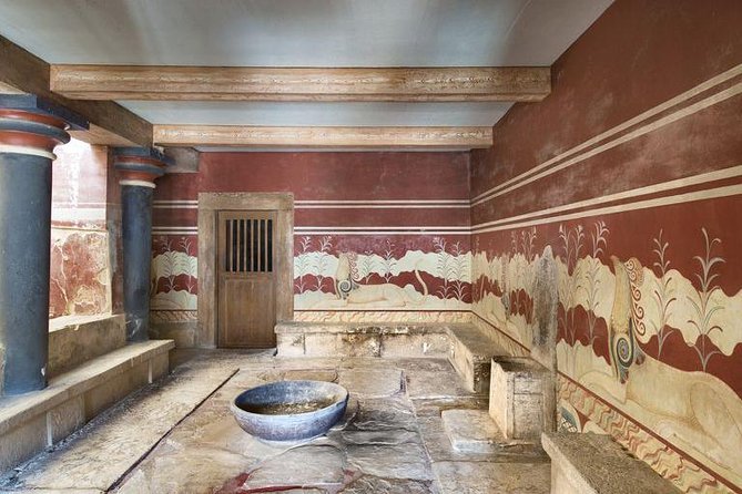 Knossos Palace & Heraklion City Tour - Heraklion gives the palace a useful city setting