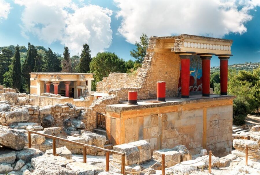Knossos Palace, Museum & Heraklion City Tour From Chania - Key points at a glance