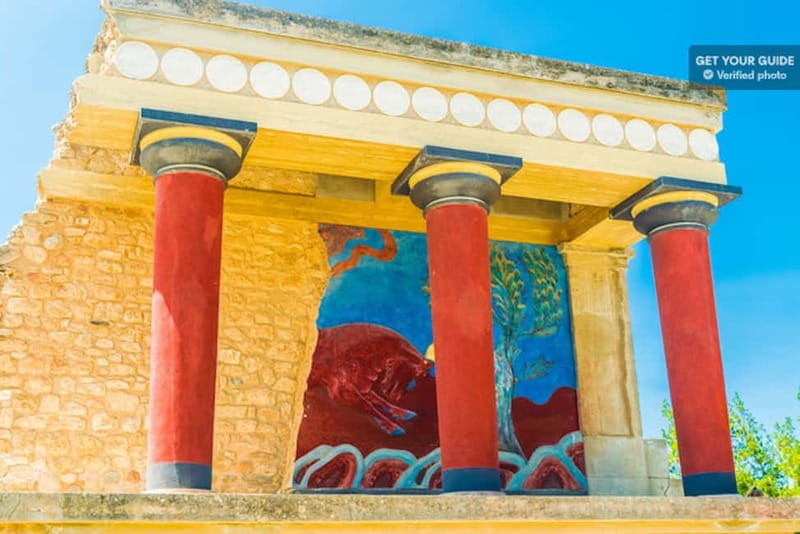 Knossos Palace ( Private tour Skip-The-Line ) - Drinks, equipment, and site conditions