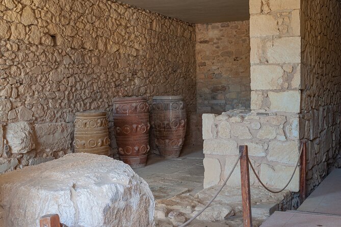 Knossos Palace Private Walking Tour - Two hours, a private group, and the real value