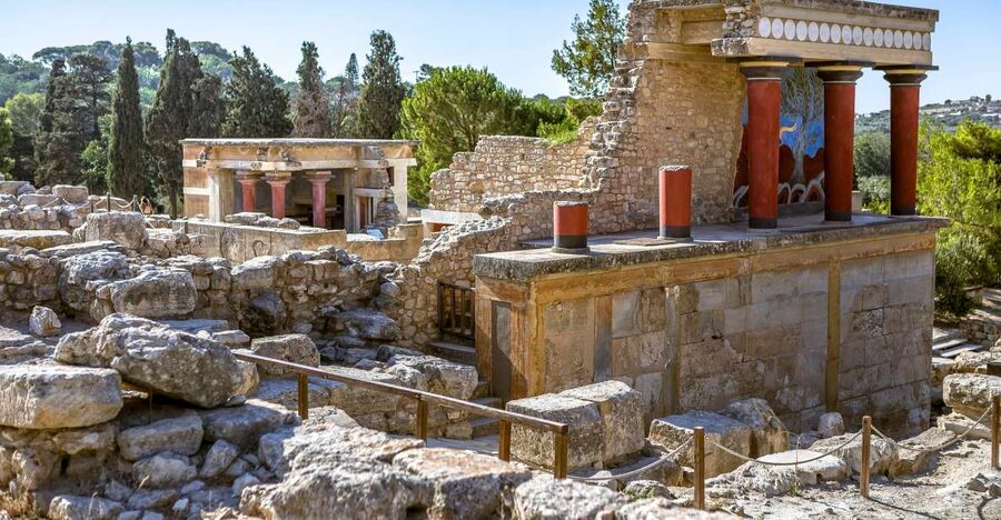 Knossos Palace Skip-the-Line Ticket & Private Guided Tour - Choosing between 9 a.m. and late afternoon