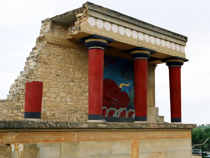 Knossos Palace Skip-the-Line Ticket & Private Guided Tour - Who will get the most from this tour