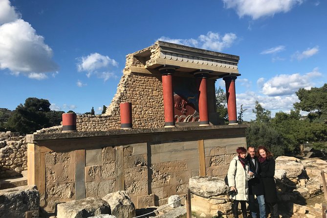 Knossos Palace Tour with Transfer & Skip-the-Line Entry Ticket - What $120.48 includes