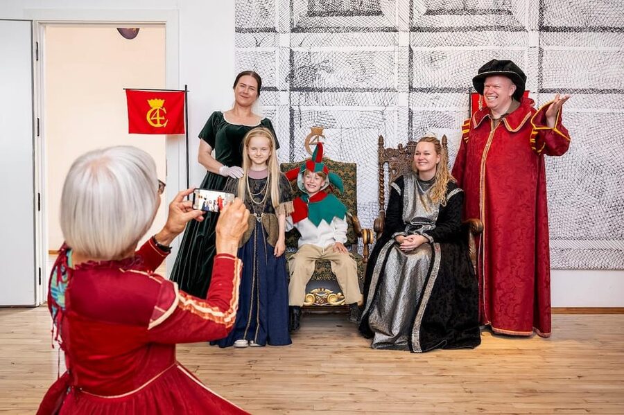 Kolding: Koldinghus Palace Entry Ticket - Exhibitions and the royal dress-up workshop