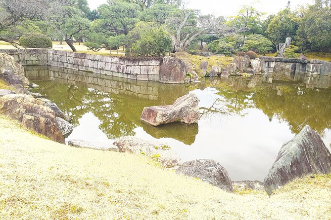 Kyoto Imperial Palace and Nijo Castle Walking Tour - Nijo Castle and the shogun’s Kyoto residence