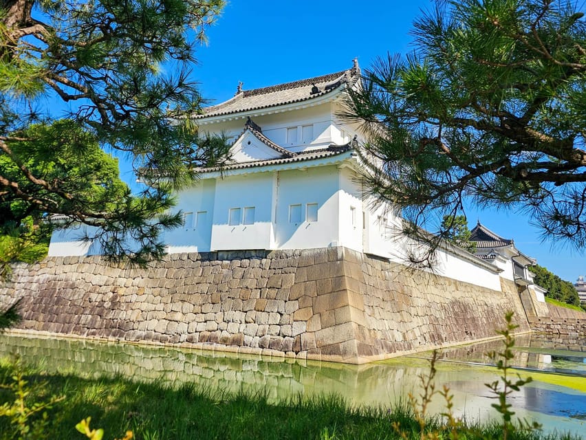 Kyoto: Imperial Palace & Nijo Castle Guided Walking Tour - Starting at Nijojo-Mae Station