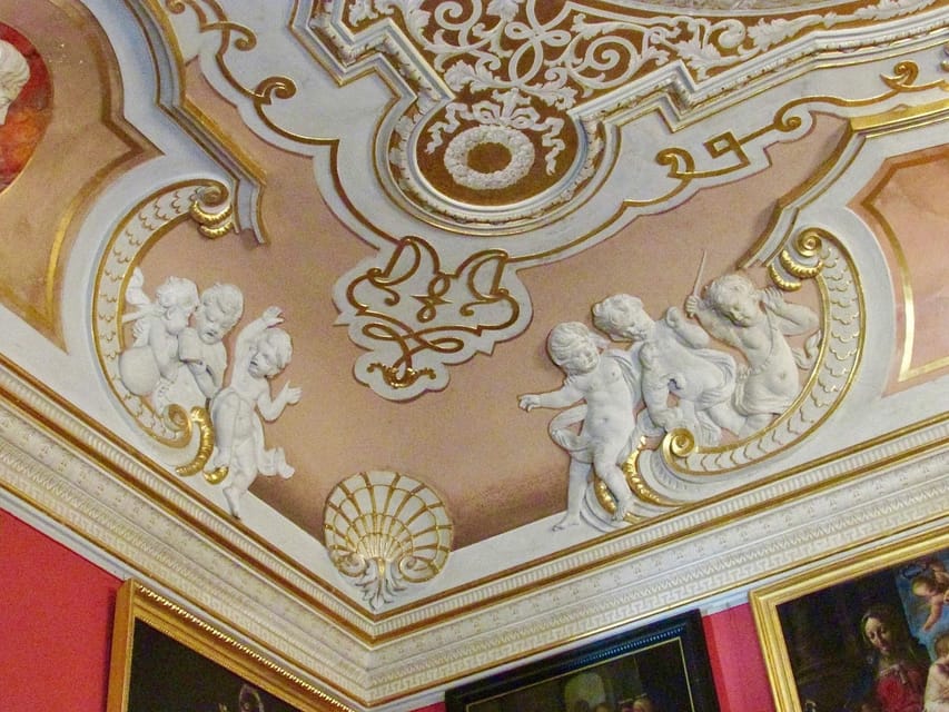 Lazienki Park and Museum of King Jan III Palace at Wilanow - A useful change from outdoor park to indoor palace