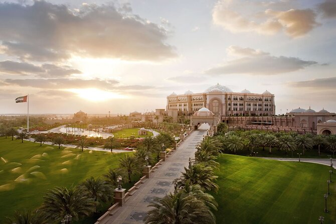 Lebanese Terrace and Emirates Palace with Transfer and Lunch - Garden views and the Arabian Gulf
