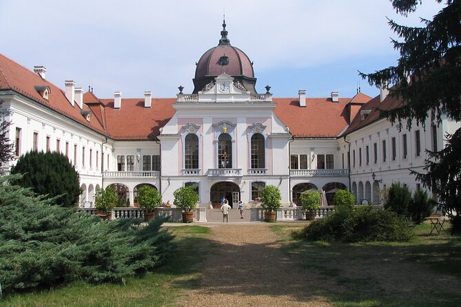 Legacy of Sissi Royal Palace of Godollo Tour with Cake and Coffee - Cake and coffee make the visit feel less formal