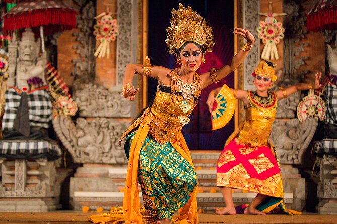 Legong Dance Show at Ubud Palace Bali - Why Legong Works So Well in Ubud Palace
