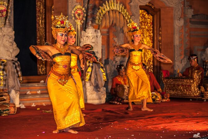 Legong Dance Show at Ubud Palace Bali - What the $7.25 Price Really Buys You