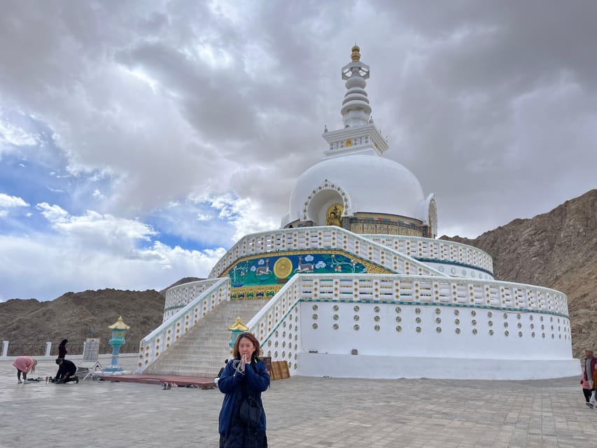Leh: 3Hours short Trip - Spituk Monastery, Leh Palace & More - Leh Market for food and souvenirs