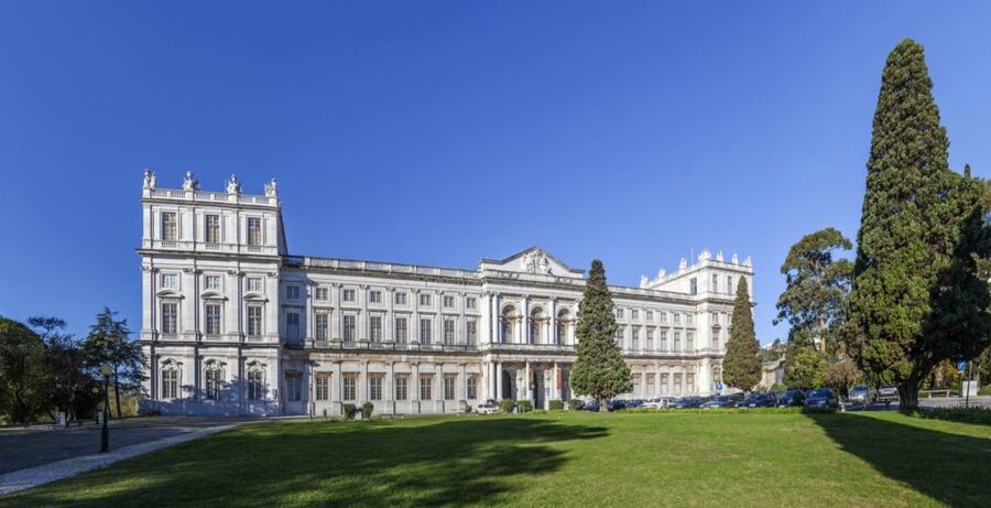 Lisbon: National Palace of Ajuda E-Ticket & City Audio Guide - Arriving at the National Palace of Ajuda