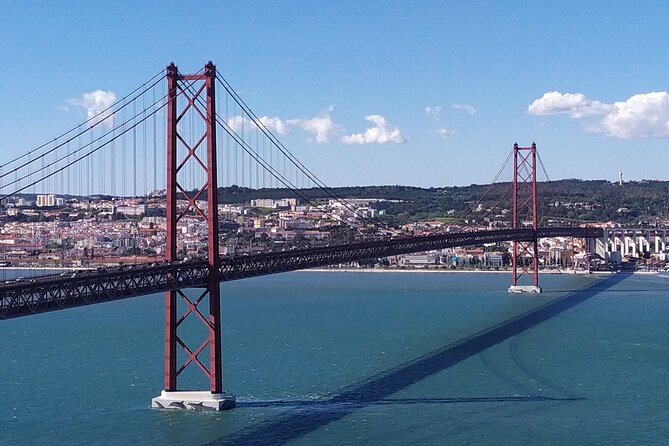 Lisbon: Pena Palace, Cabo da Roca, Cascais private tour - Who will enjoy this day most?