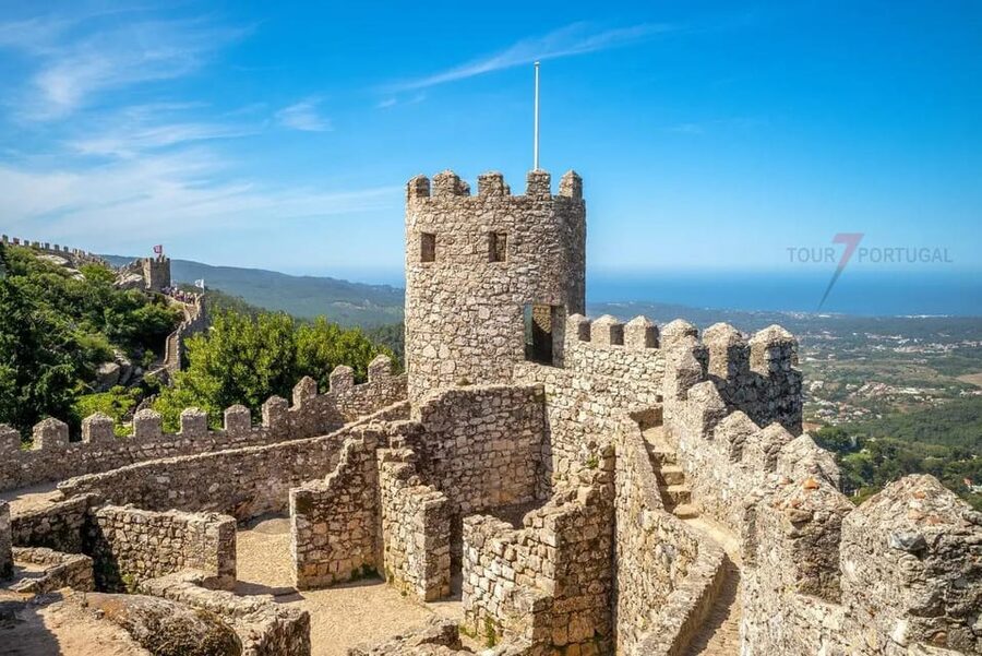 Lisbon: Pena Palace, Moorish Castle, Qta. Regaleira & Sintra - Who gets the best value from this tour