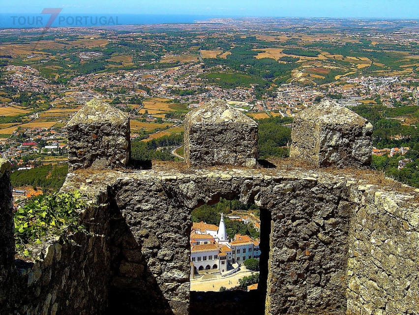 Lisbon: Pena Palace, Moorish Castle, Qta. Regaleira & Sintra - Sintra town means pastries and a practical lunch break
