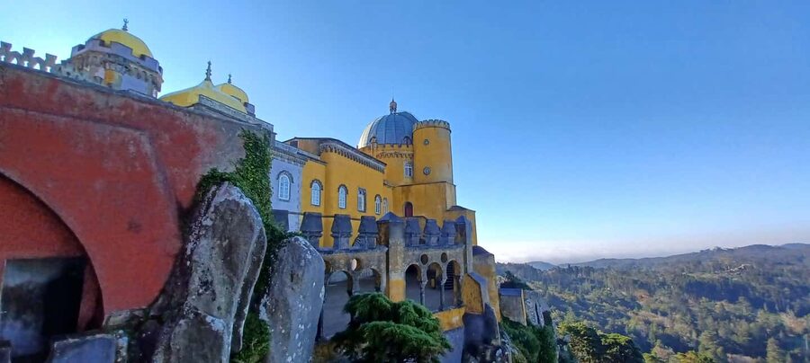 Lisbon: Pena Palace, Regaleira and Sintra - Cascais, the polished finish to the day