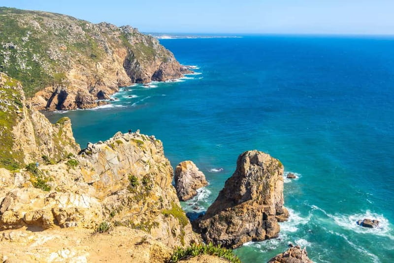 Lisbon: Pena Palace, Sintra, Cabo da Roca & Cascais Day Trip - What the private format changes
