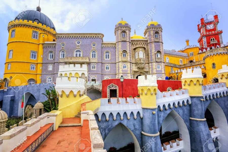 Lisbon: Pena Palace, Sintra, Cabo da Roca, & Cascais Tour - The Moorish Castle above Sintra