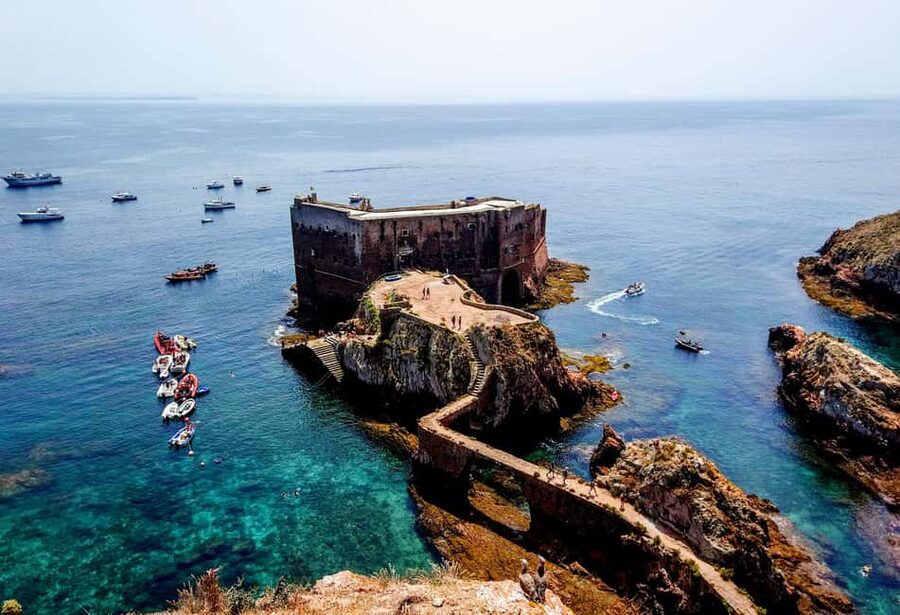 Lisbon: Peniche, Berlenga & Mafra Palace Private Day Trip - Key points to know before booking