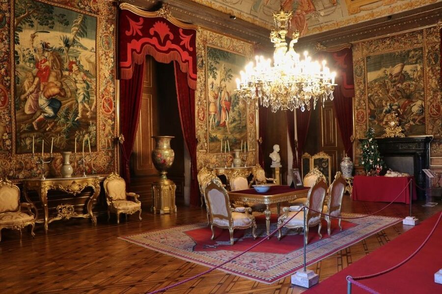 Lisbon: Private Historical Tour to Queluz and Ajuda Palaces - Who will enjoy this palace tour most?
