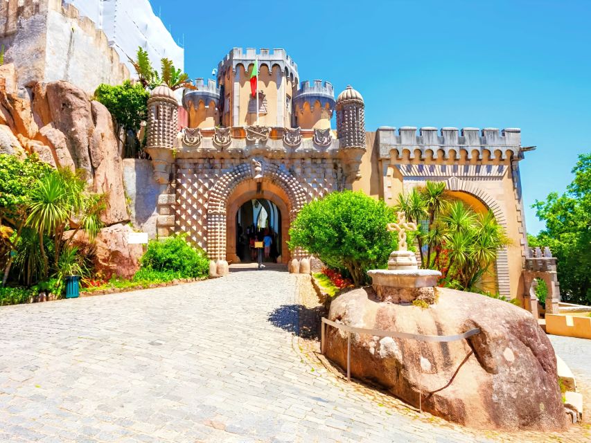 Lisbon: Private Sintra, Pena Palace, Cabo da Roca, & Cascais - Cabo da Roca and the edge of Europe
