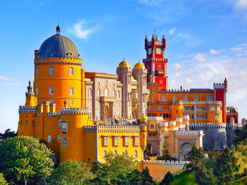 Lisbon: Sintra, Pena Palace and Cascais Region Private Tour - Pena Palace and the 30-minute uphill walk