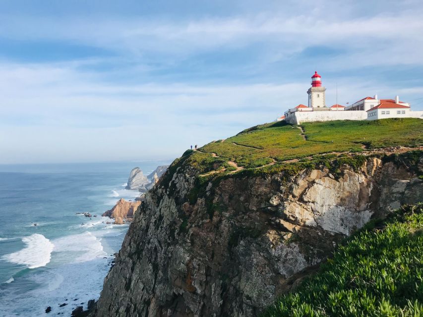 Lisbon: Sintra, Pena Palace and Cascais Region Private Tour - Pickup, timing, and the shape of the day