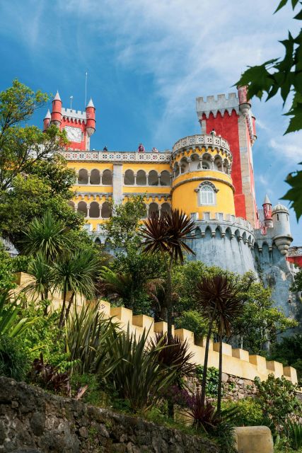 Lisbon: Sintra, Pena Palace, Cabo da Roca & Cascais Day Tour - Why this route works from Lisbon