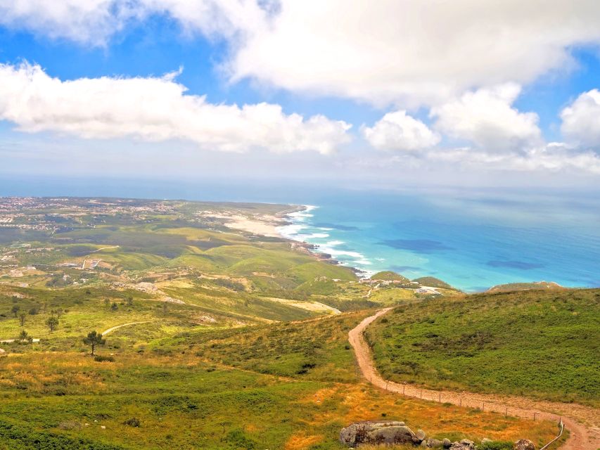 Lisbon: Sintra, Pena Palace, Cabo da Roca, & Cascais Tour - Is the minivan comfortable enough?