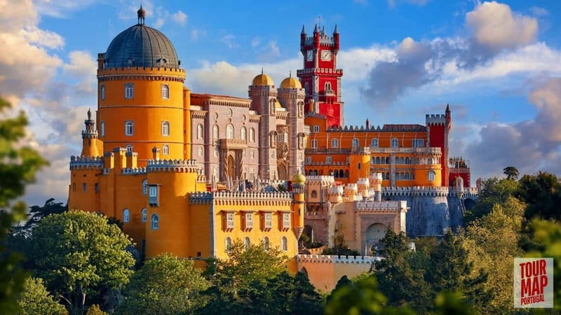 Lisbon: Sintra, Pena Palace, Moorish Castle & Regaleira Tour - Key points to know before booking