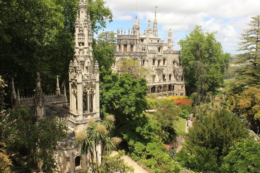 Lisbon: Sintra, Pena Palace, Quinta Regaleira, Cabo da Roca - Lunch and free time in Sintra